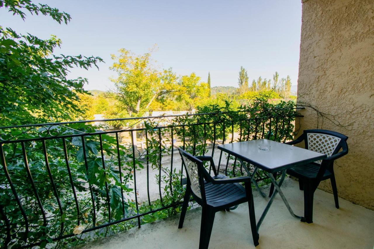 Carina Hotel